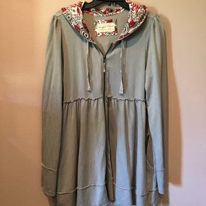 Evy’s Tree Large Silver Sophie Hoodie